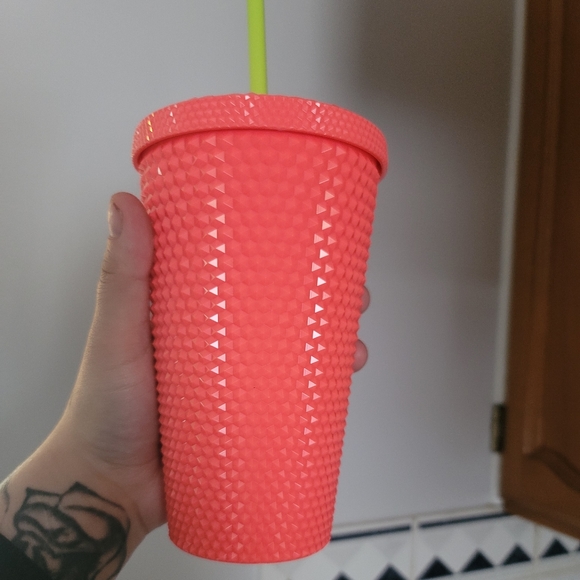 Starbucks NEW 2022 Studded Dragon Fruit 16oz Tumbler Cup - Picture 1 of 4